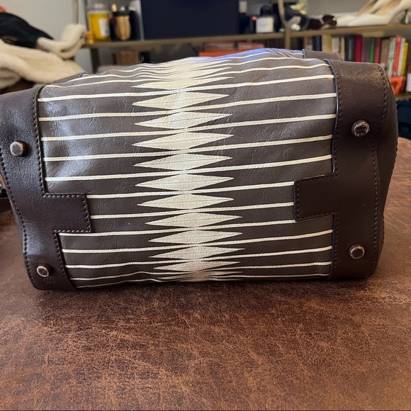 Tory Burch one of a kind brown and white top handle bag - Picture 6 of 16